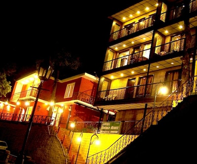 Hotel Emerald Heights